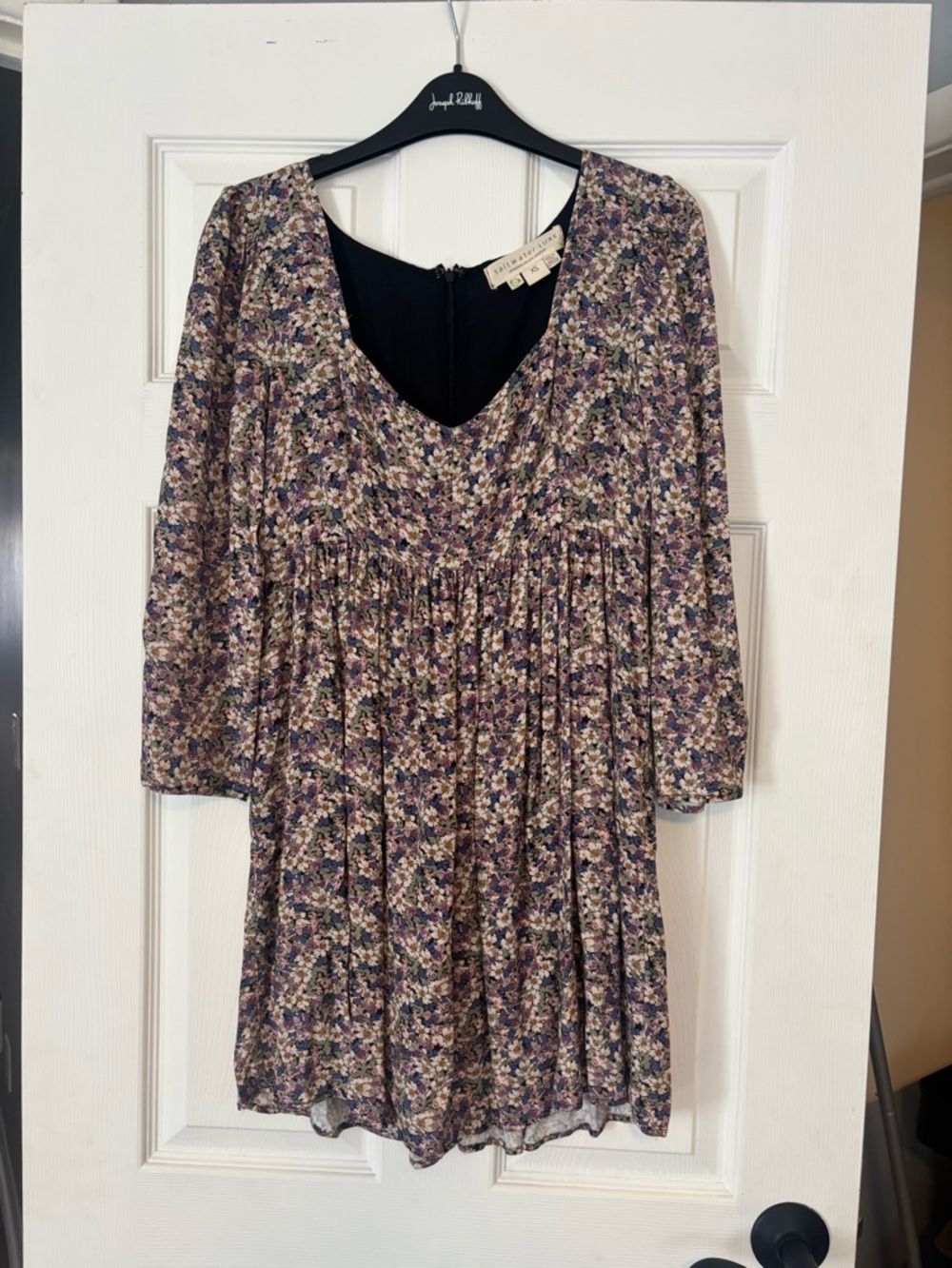 Mini dress